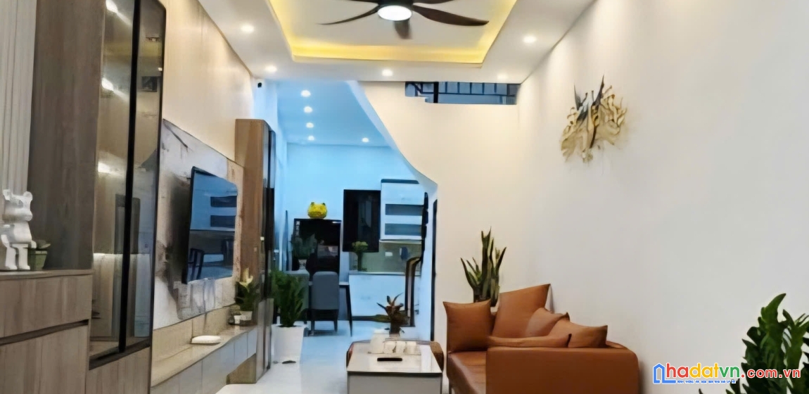 Cực hiếm nhà đẹp đội cấn ngõ thông ô tô đỗ cổng mặt tiền rộng 45m² x 5 tầng hơn 10 tỷ
