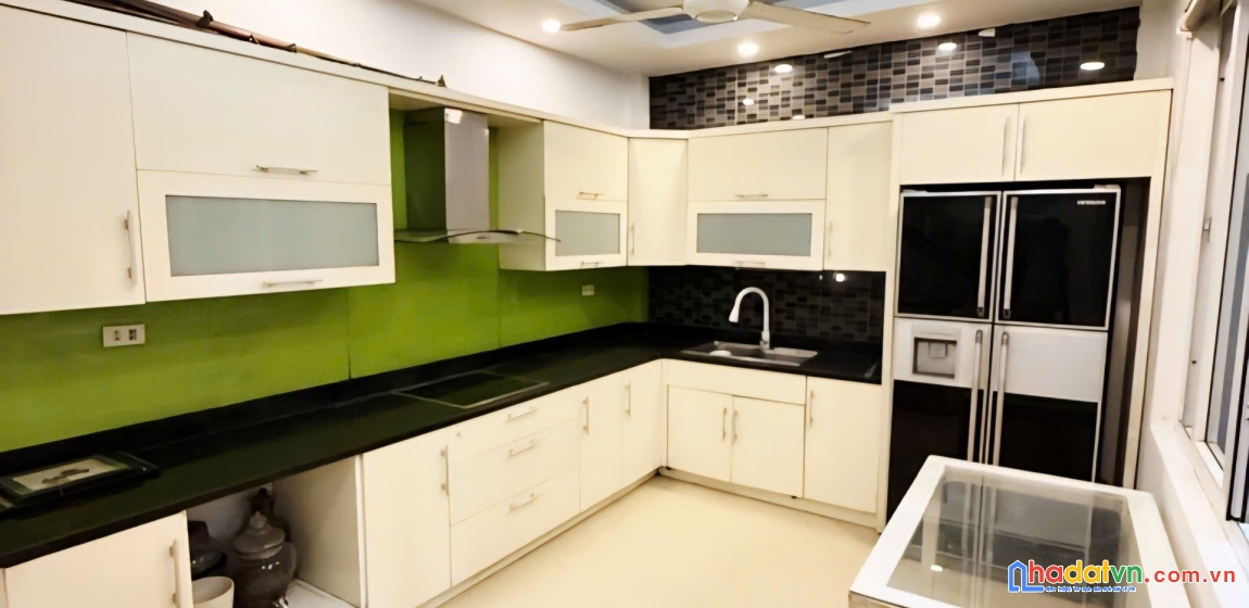 Hiếm nhà lô góc hoàng hoa thám gần phố 2 thoáng 52m² x 4 tầng hơn 11 tỷ