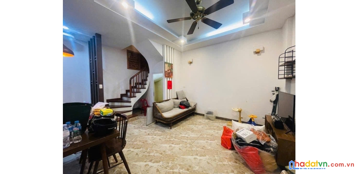 Nhà phân lô trần duy hưng - mặt tiền rộng -  ngõ thông kd - 38m2x5t mt6m - 9.8tỷ