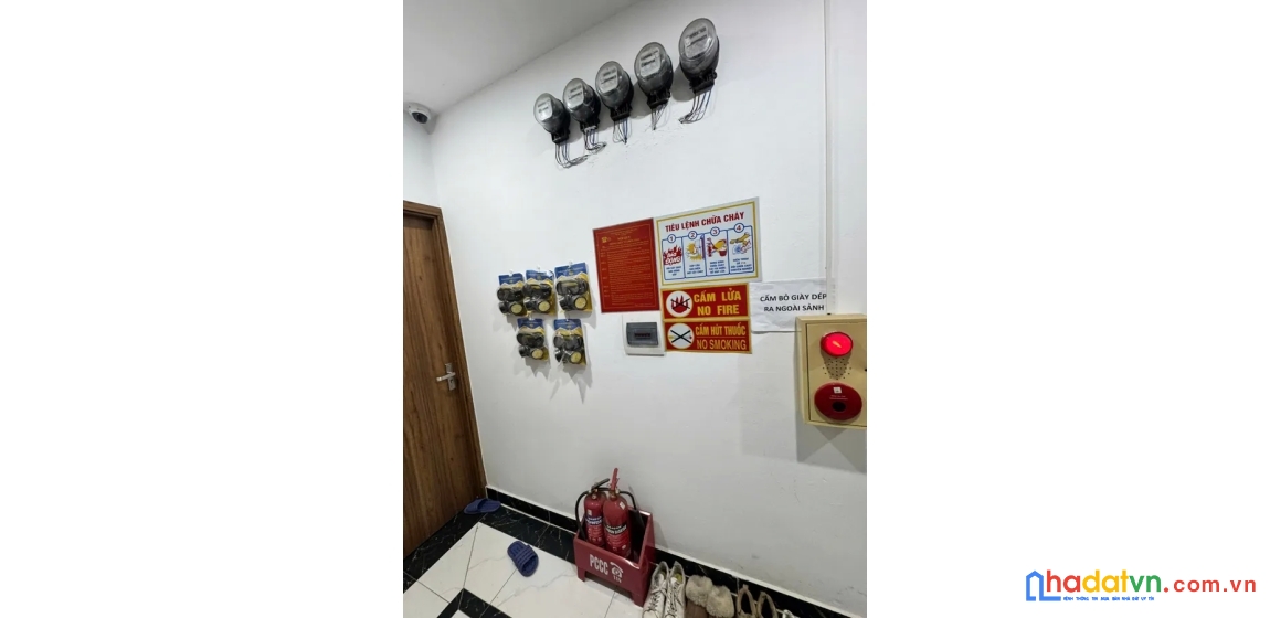 Bán nhà triều khúc. thanh xuân. 7 tầng thang máy. dt 110m2. mt 8,2m. giá 25,4 tỷ.