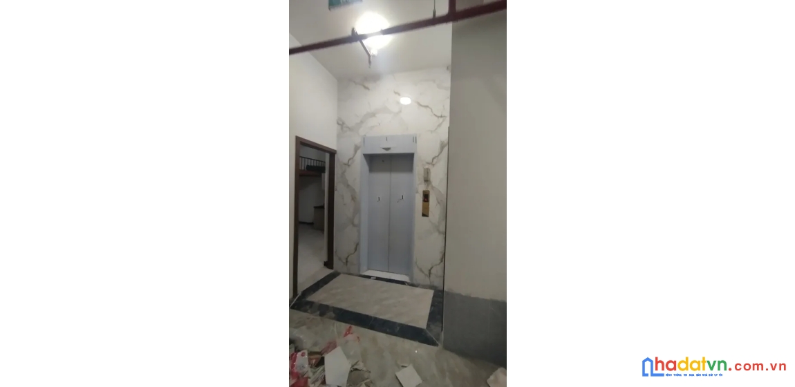 Bán nhà nguyễn trãi. thanh xuân. 6 tầng thang máy. dt 106m2. mt 3,6. giá 26,8 tỷ.