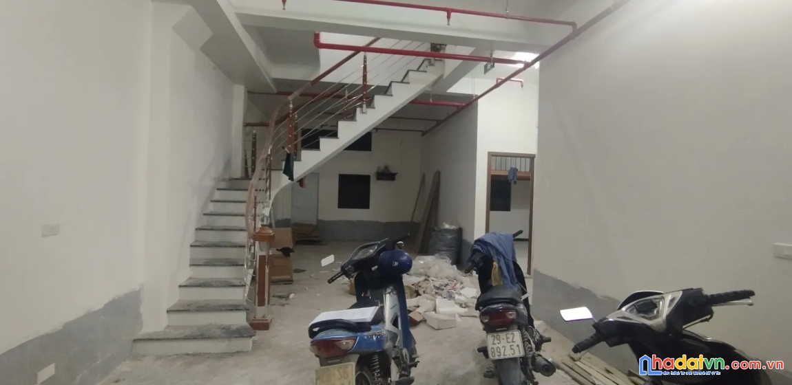 Bán nhà nguyễn trãi. thanh xuân. 6 tầng thang máy. dt 106m2. mt 3,6. giá 26,8 tỷ.