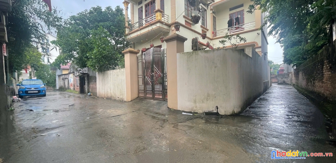 Sát vinhomes! chỉ 2xtr/200m2, mt 14m chia 3 lô tại hoà bình thượng, văn giang, sát vđ 3.5 và vđ4