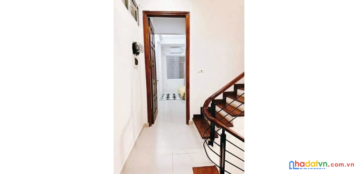 Bán nhà trường chinh. thanh xuân. dt 39m2. mt 3,5m. 5 tầng. giá 11,4 tỷ.