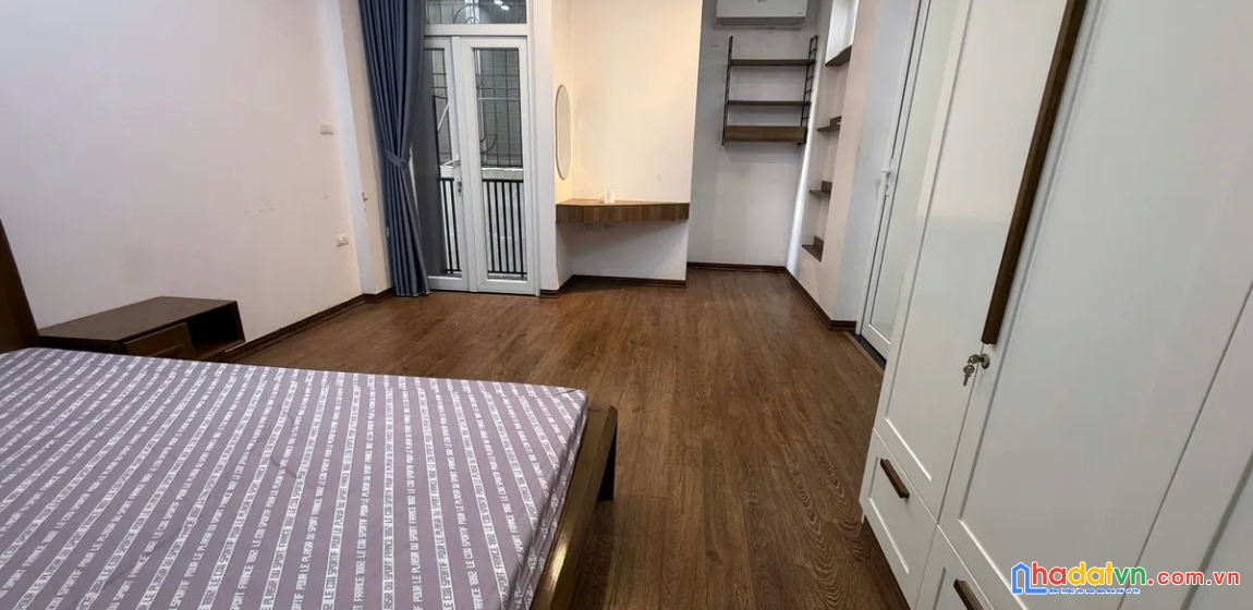 Bán nhà trần duy hưng. cầu giấy. dt 48m2. mt 5m. 5 tầng. giá 9,76 tỷ.