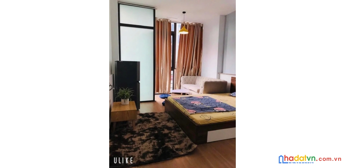 Bán nhà hoàng quốc việt. cầu giấy. 6 tầng thang máy. ô tô. dt 52m2. mt 3,6m. giá 17,4 tỷ.