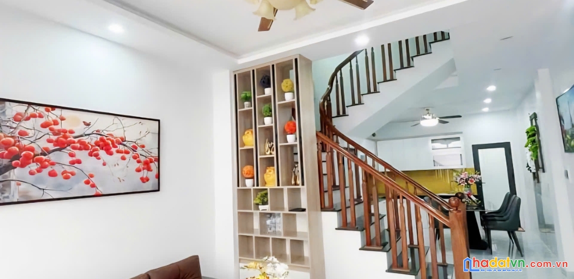 Bán nhà hoàng hoa thám ngõ ô tô thông, gần phố, 44m² x 5 tầng hơn 14 tỷ