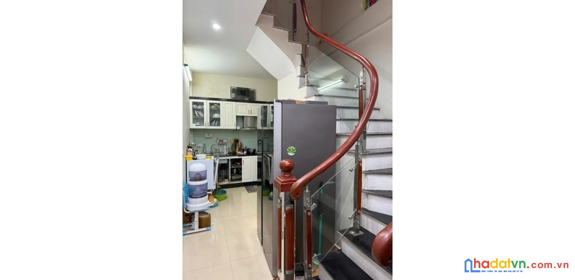 Bán nhà trần cung. cầu giấy. dt 40m2. mt 3,3m. 4 tầng. giá 8,46 tỷ