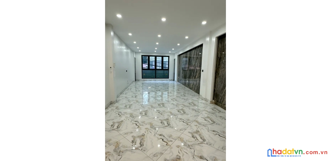 Bán nhà mặt phố đường hoàng mai. 6 tầng thang máy. ô tô. dt 73m2. mt 4,5m. giá 26,4 tỷ.