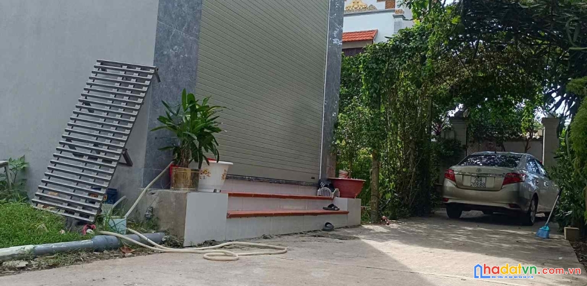 Bán đất sen hồ,lệ chi,gia lâm oto đỗ cửa giáp trục chính 54m2 nở hậu giá tốt,thoáng