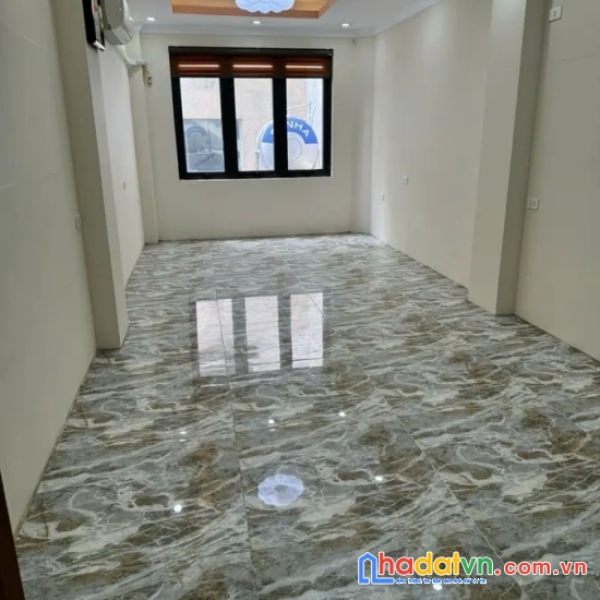 Bán nhà mặt phố hoàng hoa thám. tây hồ. thang máy. ô tô. vỉa hè. dt 60m2. giá 25,4 tỷ.