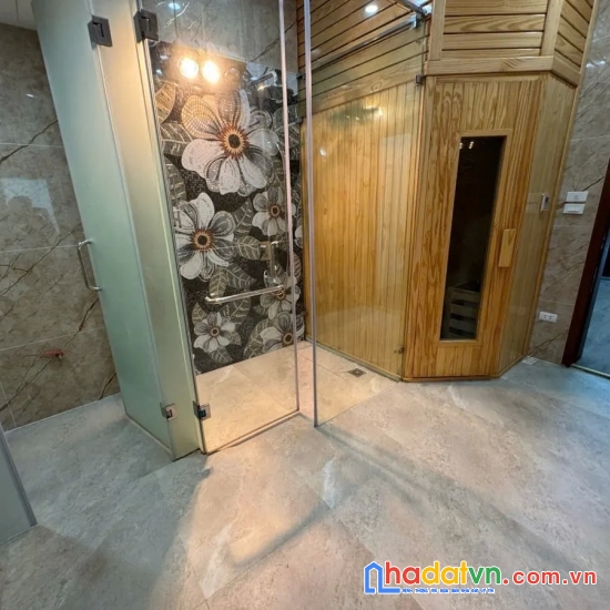 Bán nhà mặt phố hoàng hoa thám. tây hồ. thang máy. ô tô. vỉa hè. dt 60m2. giá 25,4 tỷ.