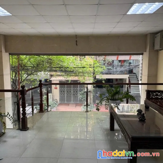 Bán nhà nguyễn hữu thọ. hoàng mai. thang máy. ô tô. vỉa hè. dt 90m2. mt 6,3m. giá 46,3 tỷ.