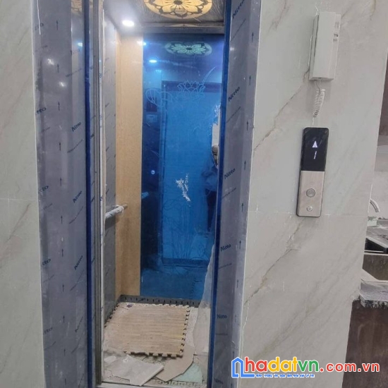 Bán nhà ngõ chùa xa la, siêu phẩm ô tô vào nhà, gần hồ, thang máy, chỉ 7.4 tỷ!