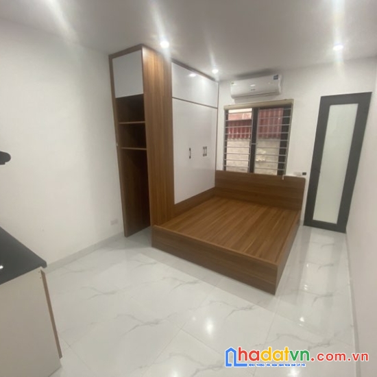 Bán nhà phố minh khai, hai bà trưng 96m, 7 tầng