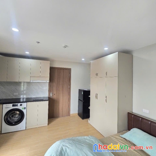 Bán nhà hoàng mai - hoàng văn thụ, 82m, 6 tầng. giá: 18.8 tỷ. lh: 0937158386