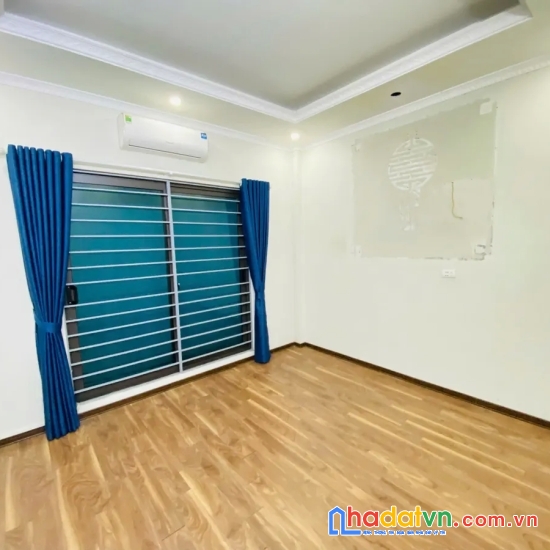 Bán nhà định công thượng. hoàng mai. dt 64m2. mt 4m. 5 tầng. giá 12.4 tỷ.