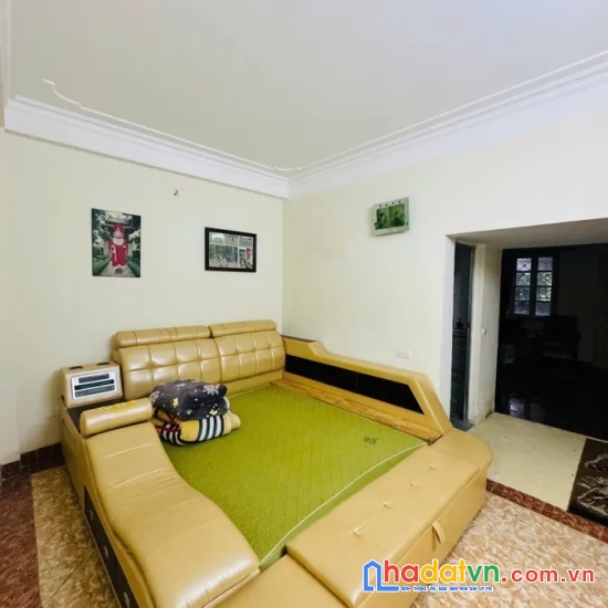 Bán nhà mặt phố nguyễn khoái. hoàng mai. ô tô. dt 107m2. mt 4.3m. 5 tầng. giá 34.3 tỷ.