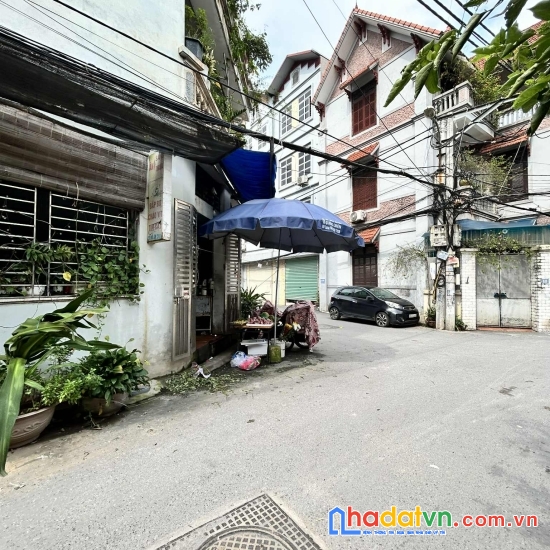 Bán nhà lô góc trung tâm trâu quỳ,gia lâm 89m2 oto đỗ cửa, dòng tiền 20tr/tháng