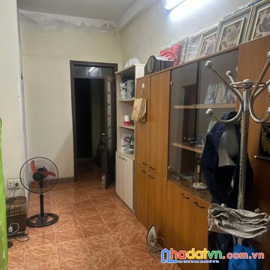 Bán nhà tam khương. đống đa. dt 50m2. mt 4,1m. 5 tầng. giá 12,7 tỷ.