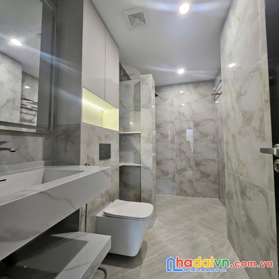 Nhà trần duy hưng - oto 5 tạ qua nhà - thang máy - ngõ thông kd - 49mx5t - mt 7m - 13.3 tỷ 