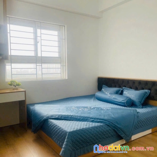 Căn hộ tầng 8, 2 ngủ 2wc, full đồ, view hồ gần trường xanh tuệ đức, chung cư thanh hà
