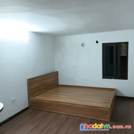 Bán nhà trương định. hoàng mai. ô tô. dt 34m2. mt 2,3m. 5 tầng. giá 7,56 tỷ