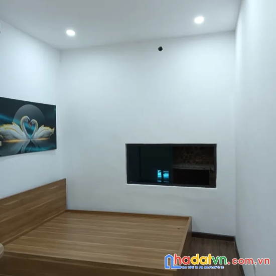 Bán nhà trương định. hoàng mai. ô tô. dt 34m2. mt 2,3m. 5 tầng. giá 7,56 tỷ
