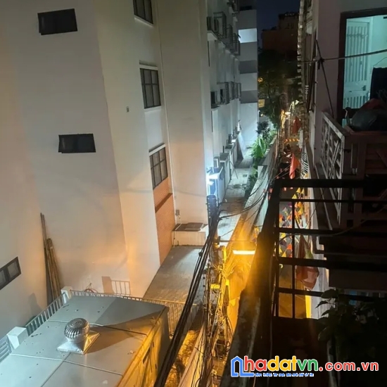 Bán nhà tam khương. đống đa. lô góc. ô tô. dt 106m2. mt 4,1m. 4 tầng. giá 41,5 tỷ