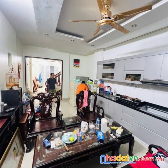 Nhà trần duy hưng - phân lô - 30m ra phố - nở hậu - ngõ thông - 52mx5t - 12.8 tỷ