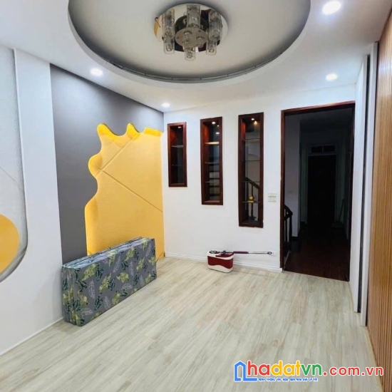 Nhà trần duy hưng - phân lô - 30m ra phố - nở hậu - ngõ thông - 52mx5t - 12.8 tỷ