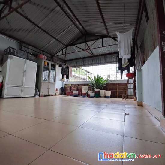 Bán nhà kim hoa. đống đa. dt 40m2. mt 4.8m. 5 tầng. giá 11,2 tỷ.