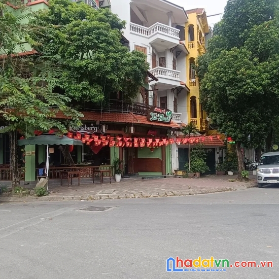 Bán nhà mặt phố nguyễn bá khoản. cầu giấy. ô tô. vỉa hè. dt 84m2. mt 5m. giá 46.3 tỷ.