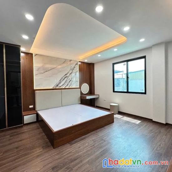 Bán nhà 2 mặt ngõ tân mai. hoàng mai. 7 tầng thang máy. ô tô. dt 76m2. mt 4m. giá 24.8 tỷ.