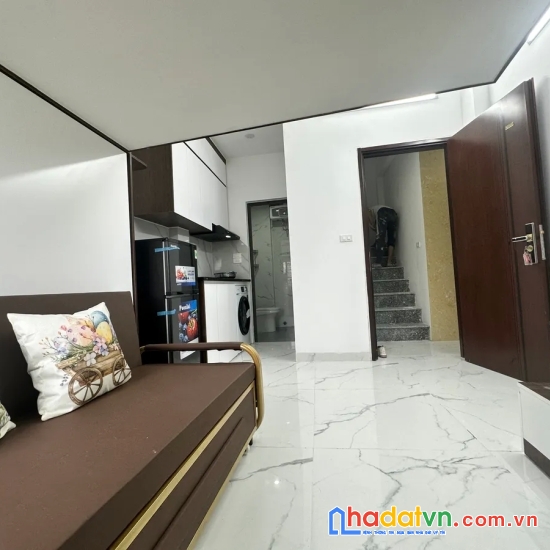 Bán nhà chợ khâm thiên. đống đa. 8 tầng thang máy. dt 55m2. mt 7.4m. giá 12.9 tỷ
