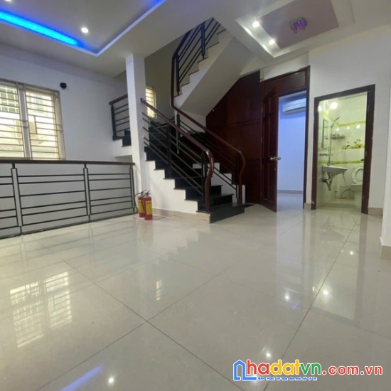 Trần quốc thảo q3 - dt sổ 41m2 (5.1x8.5) - 4pn có dòng tiền cho thuê - 7.x tỷ