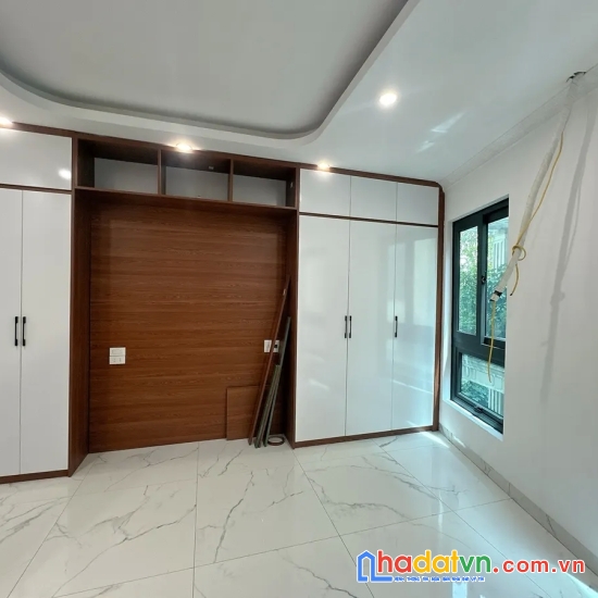 Bán nhà kim giang. hoàng mai. 7 tầng thang máy. ô tô. dt 55m2. mt 4.8m. giá 14.5 tỷ