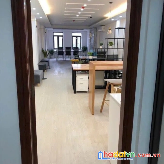 Bán nhà mặt phố nguyễn trãi. thanh xuân. thang máy. ô tô. vỉa hè. dt 128m2. giá 46.3 tỷ.