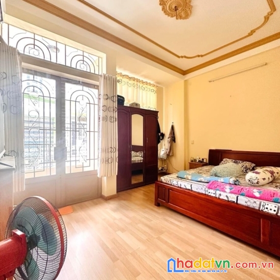 Hẻm xe hơi cách mạng tháng 8 - dt sổ 60m2 (5x12 vuông vức) - 3 tầng btct - 9.2 tỷ