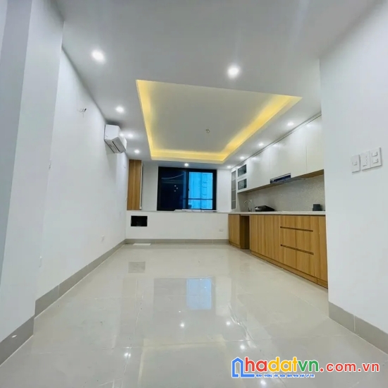 Bán nhà kim giang. hoàng mai. 7 tầng thang máy. ô tô. dt 38m2. mt 3.8m. giá 12.7 tỷ.