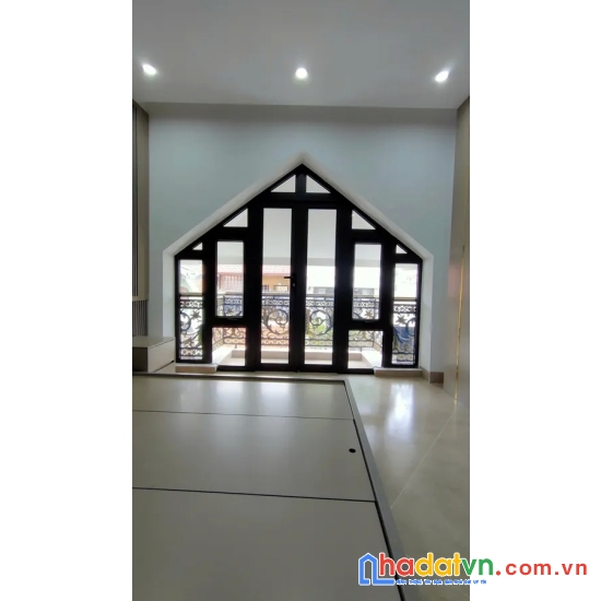 Bán nhà kim đồng. hoàng mai. thang máy. ô tô. vỉa hè. dt 70m2. mt 3.6m. giá 26.7 tỷ.