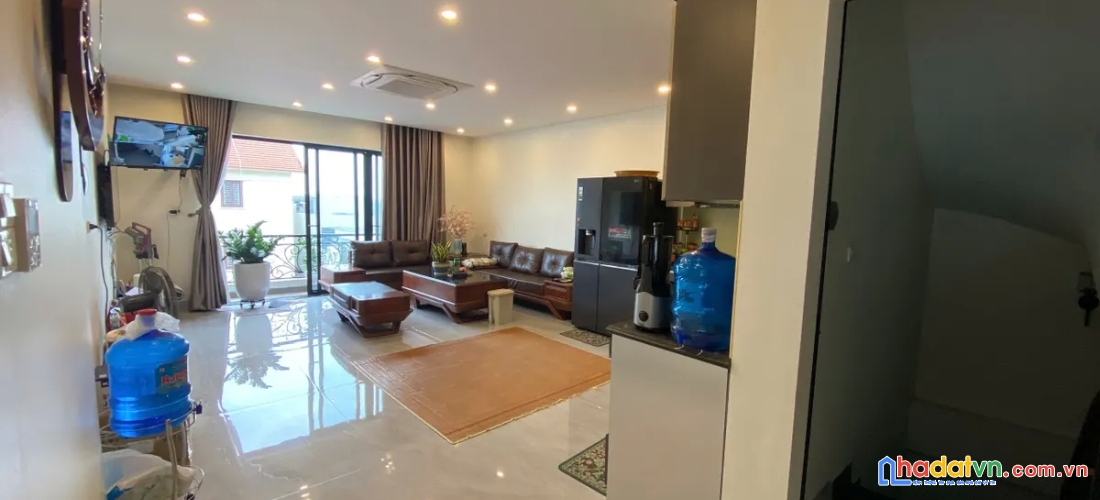 Bán nhà tân mai. hoàng mai. 8 tầng thang máy. ô tô. dt 51m2. mt 5m. giá 24.7 tỷ