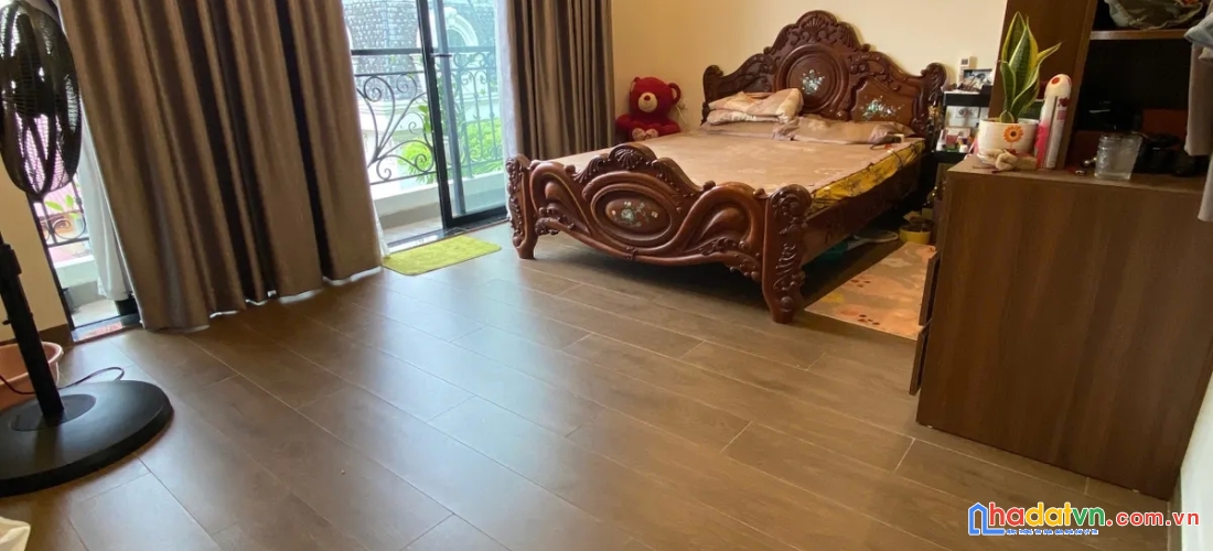 Bán nhà tân mai. hoàng mai. 8 tầng thang máy. ô tô. dt 51m2. mt 5m. giá 24.7 tỷ