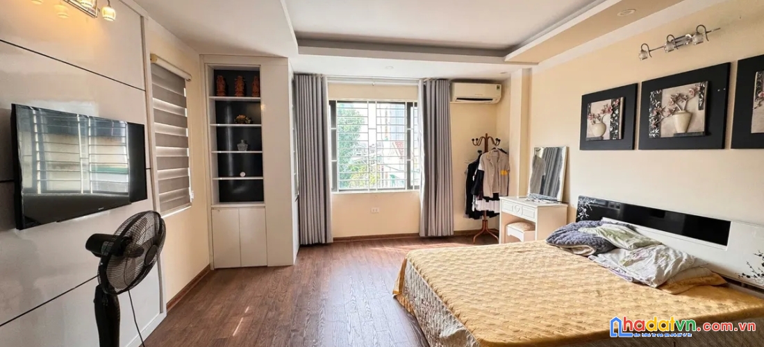 Bán nhà hoàng văn thái. thanh xuân. lô góc. ô tô. dt 50m2. mt 3.6m. 5 tầng. giá 18.7 tỷ.