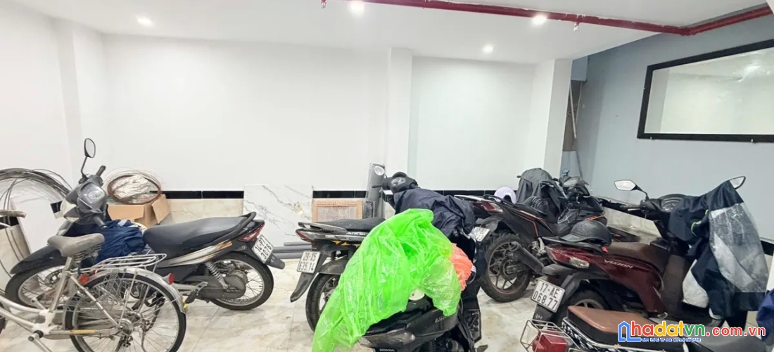 Bán nhà thái hà. đống đa. 7 tầng thang máy. dt 49m2. mt 3.1m. giá 16.9 tỷ