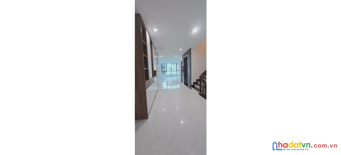 Bán nhà mặt phố định công thượng. hoàng mai. thang máy. ô tô. dt 83m2. giá 27.8 tỷ