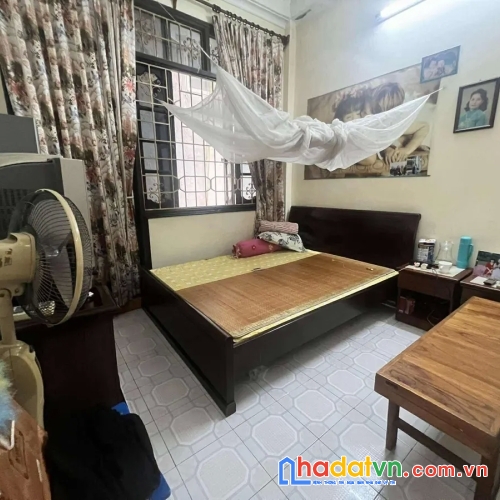 Bán nhà mặt phố 1 mặt ngõ tây sơn. đống đa. ô tô. vỉa hè. dt 105m2. 4 tầng. giá 25.8 tỷ