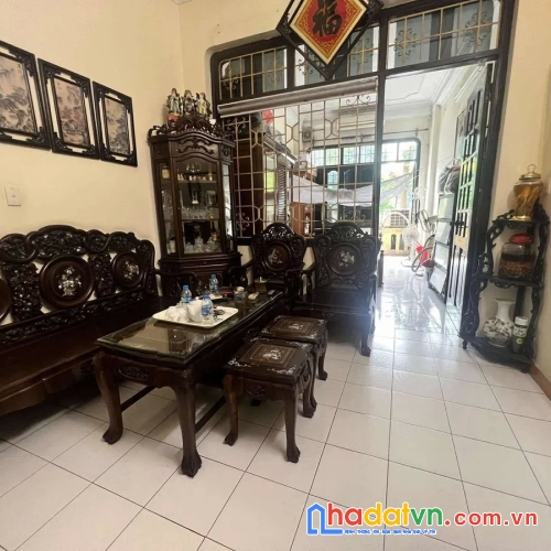 Bán nhà mặt phố 1 mặt ngõ tây sơn. đống đa. ô tô. vỉa hè. dt 105m2. 4 tầng. giá 25.8 tỷ