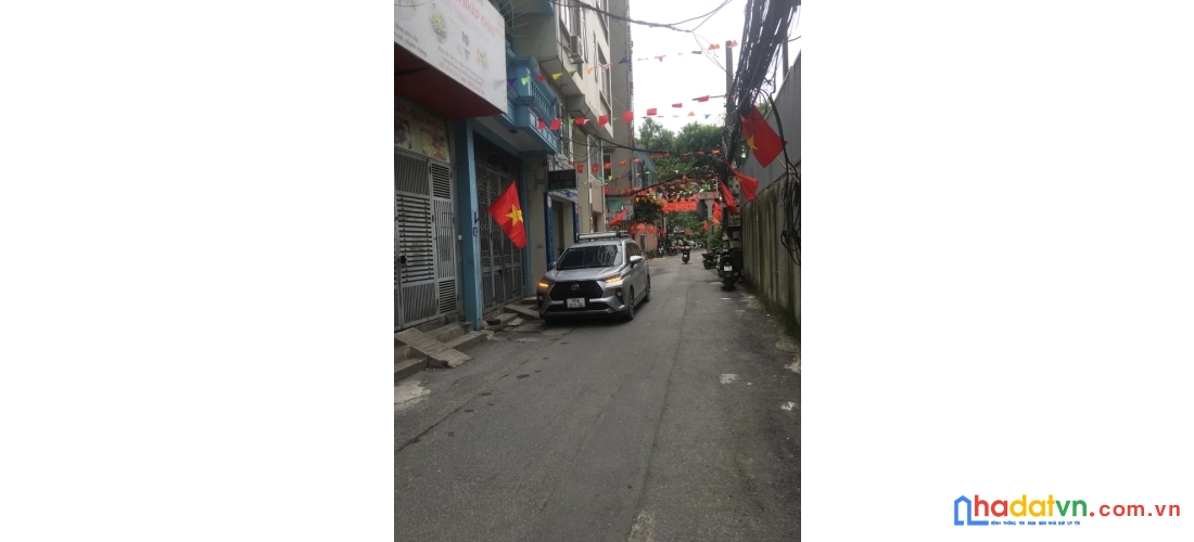 Bán nhà 4 tầng thái hà, diện tích 87m2, mặt tiền 4.3m, giá 24.5 tỷ