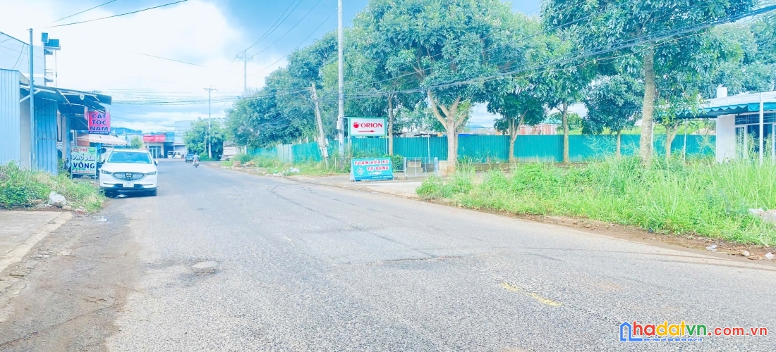 Đất víp mặt tiền trần bình trọng, trung tâm đức trọng, lâm đồng